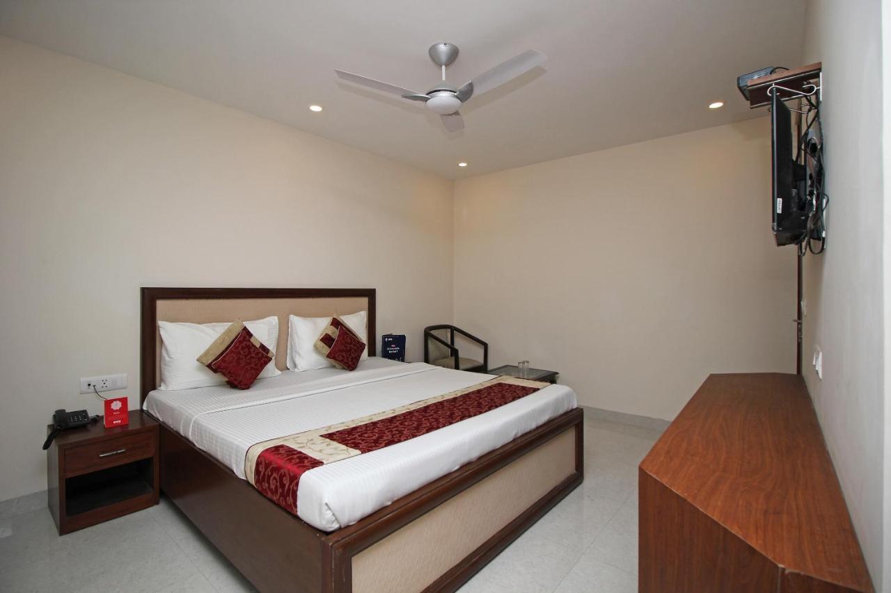 Oyo Hotel Blu Pebbles Near Delhi Airport New Delhi Buitenkant foto